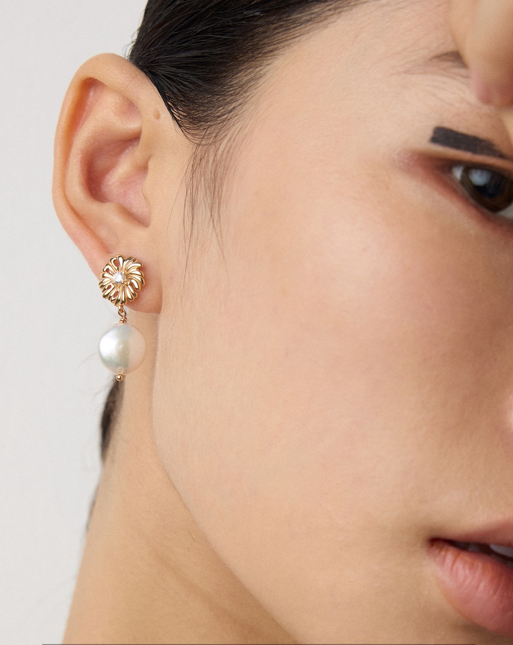 S925 Silver Vintage Gold Pearl & Cubic Zirconia Earrings