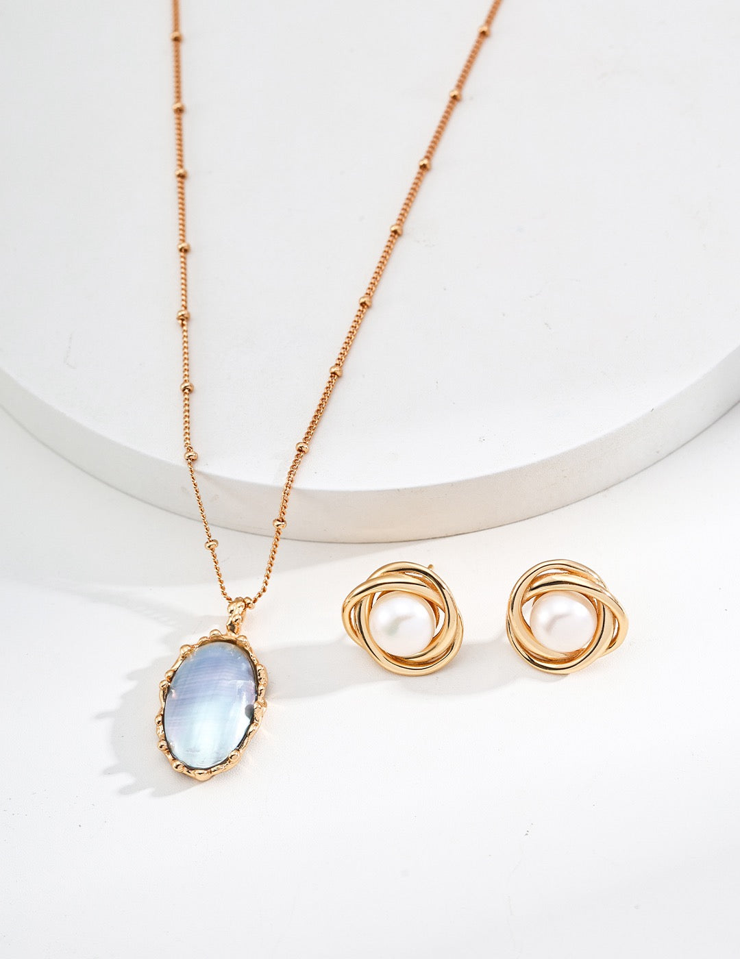 Mabe Pearl Pendant Necklace