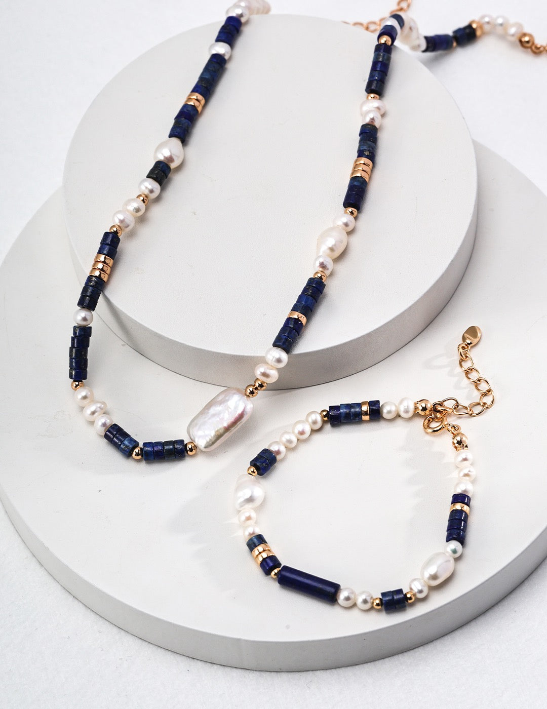 Pearl & Lapis Lazuli Bracelet