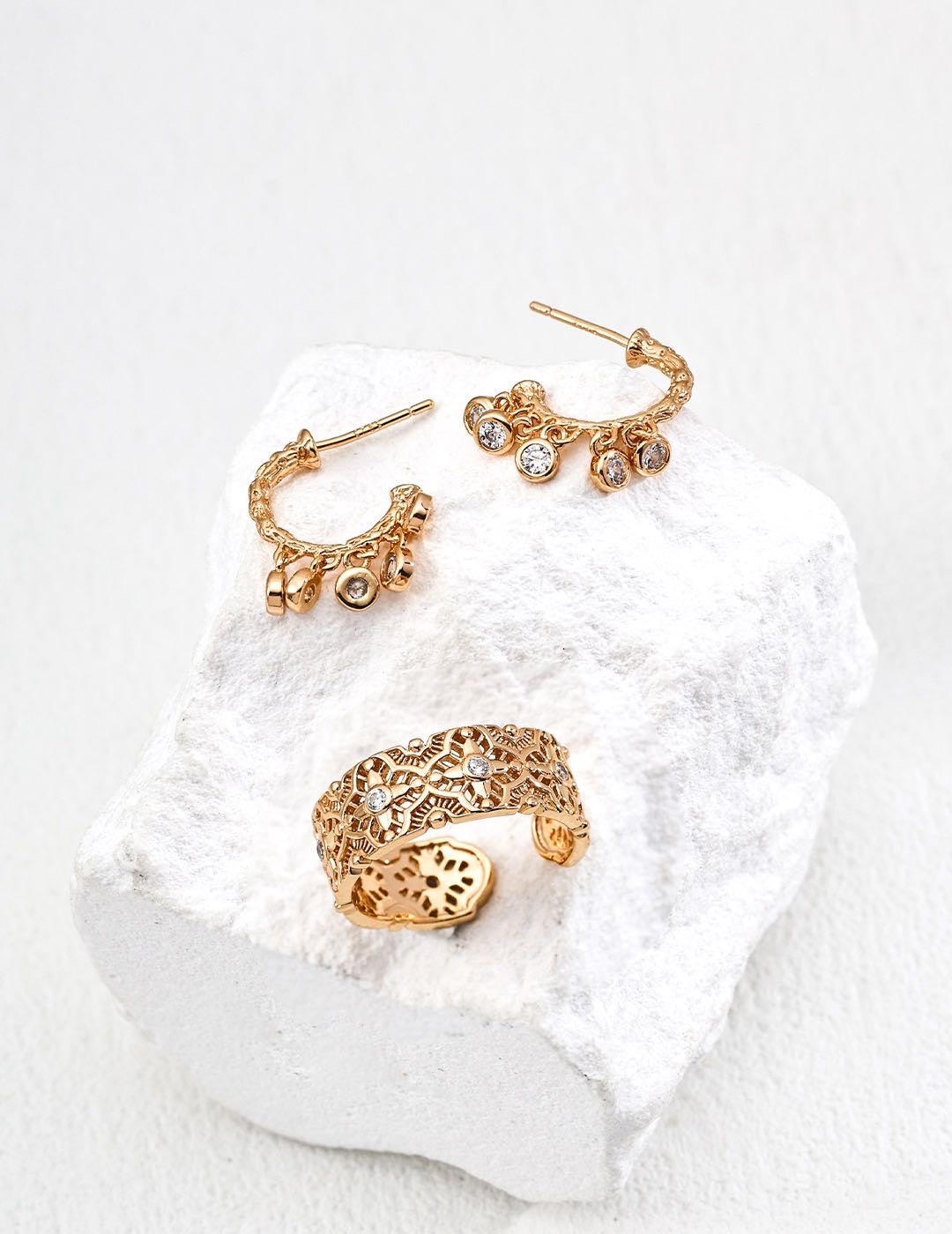 S925 Silver Vintage Zircon Earrings