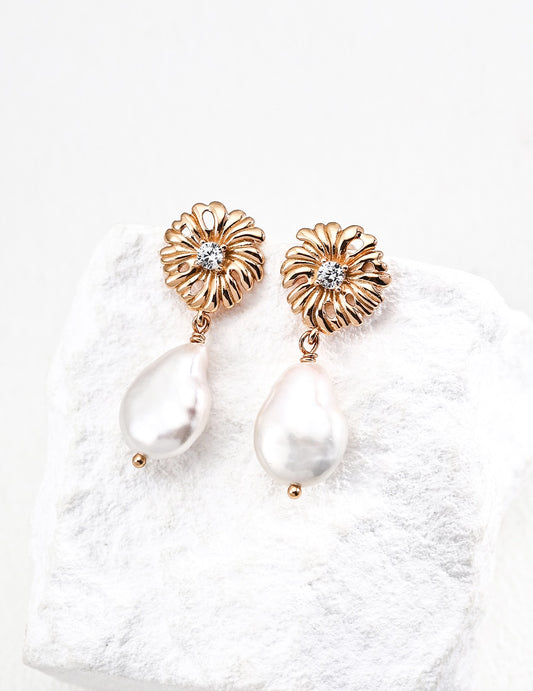 S925 Silver Vintage Gold Pearl &amp; Cubic Zirconia Earrings