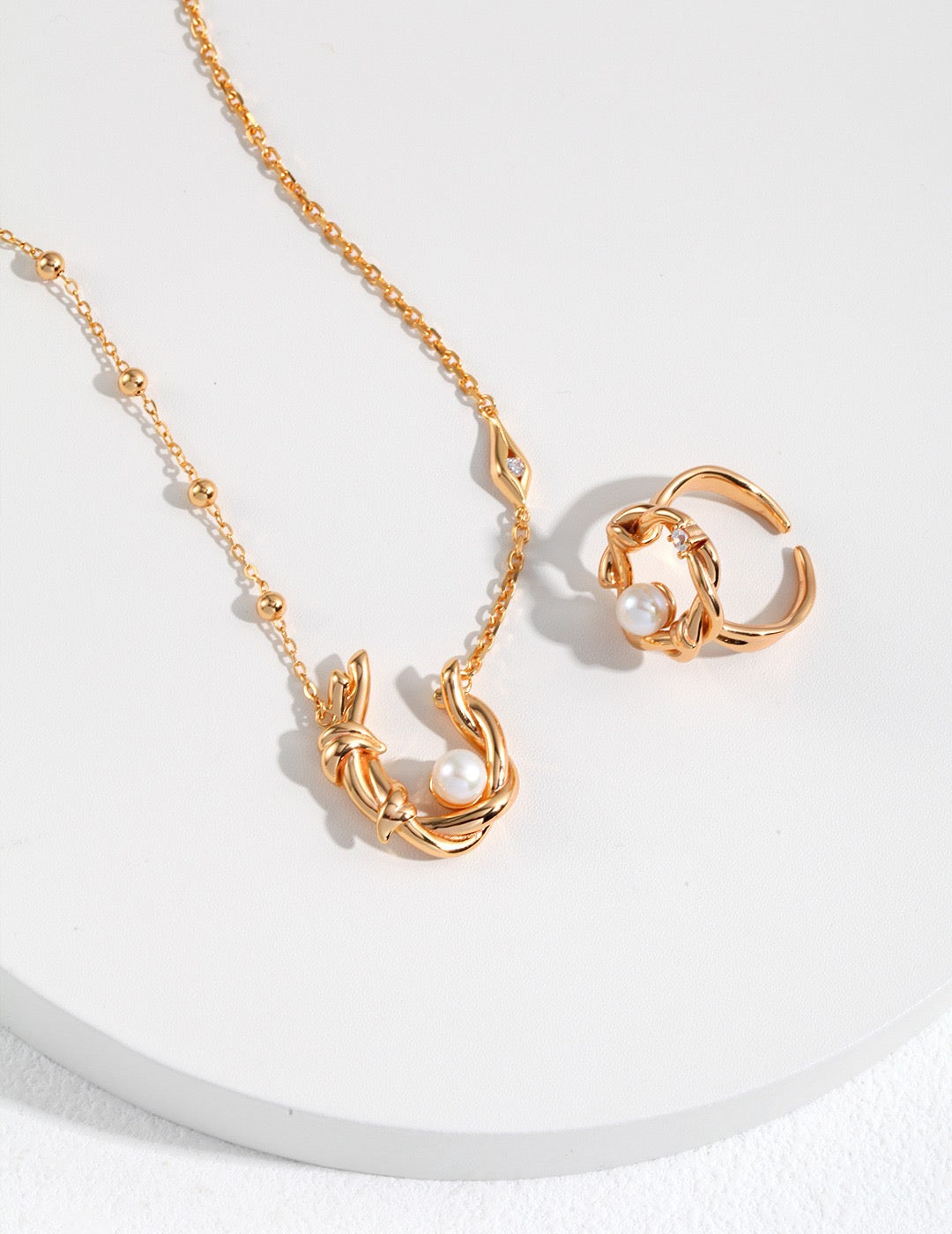 S925 Silver Natural Pearl Necklace with Zircon Pendant