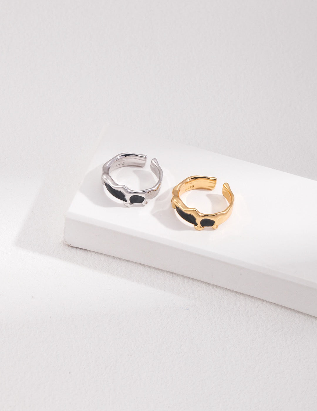 S925 Silver Enamel Flow Ring