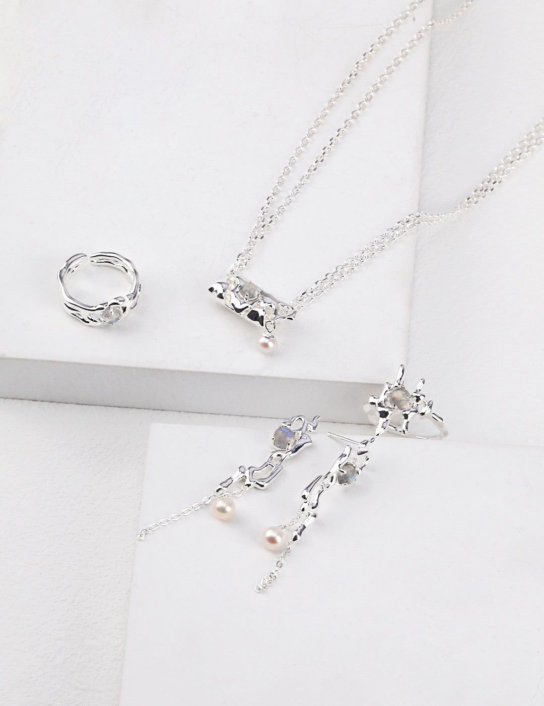 S925 Silver Gray Moonstone Friendship Ring