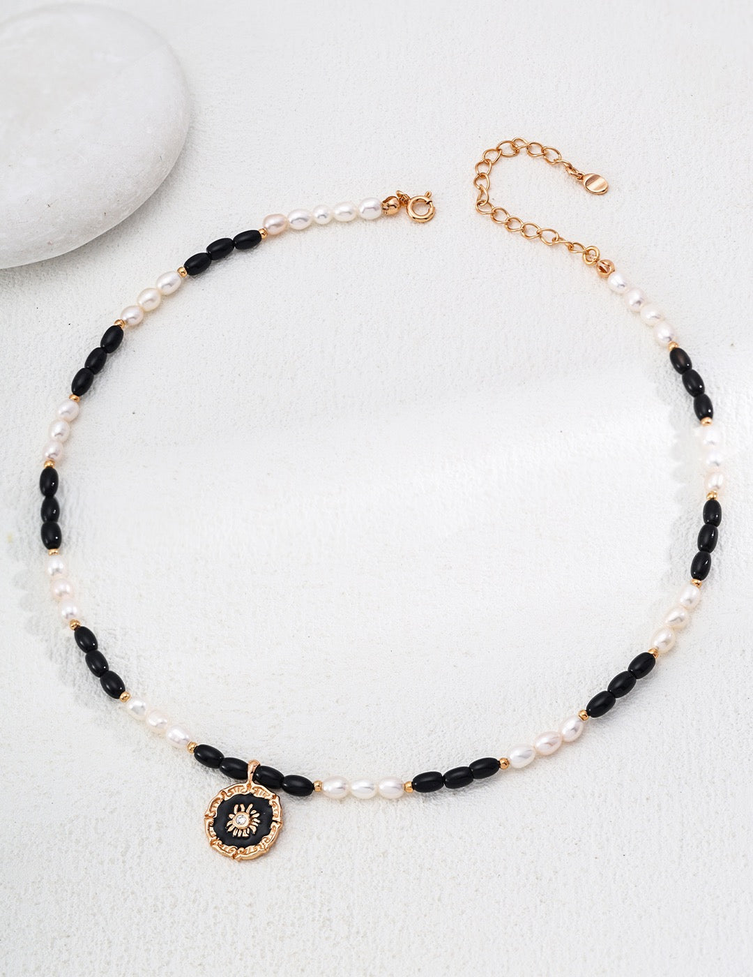 Sterling Silver Necklace with Pearl, Onyx, Enamel &amp; Zircon – Vintage Gold
