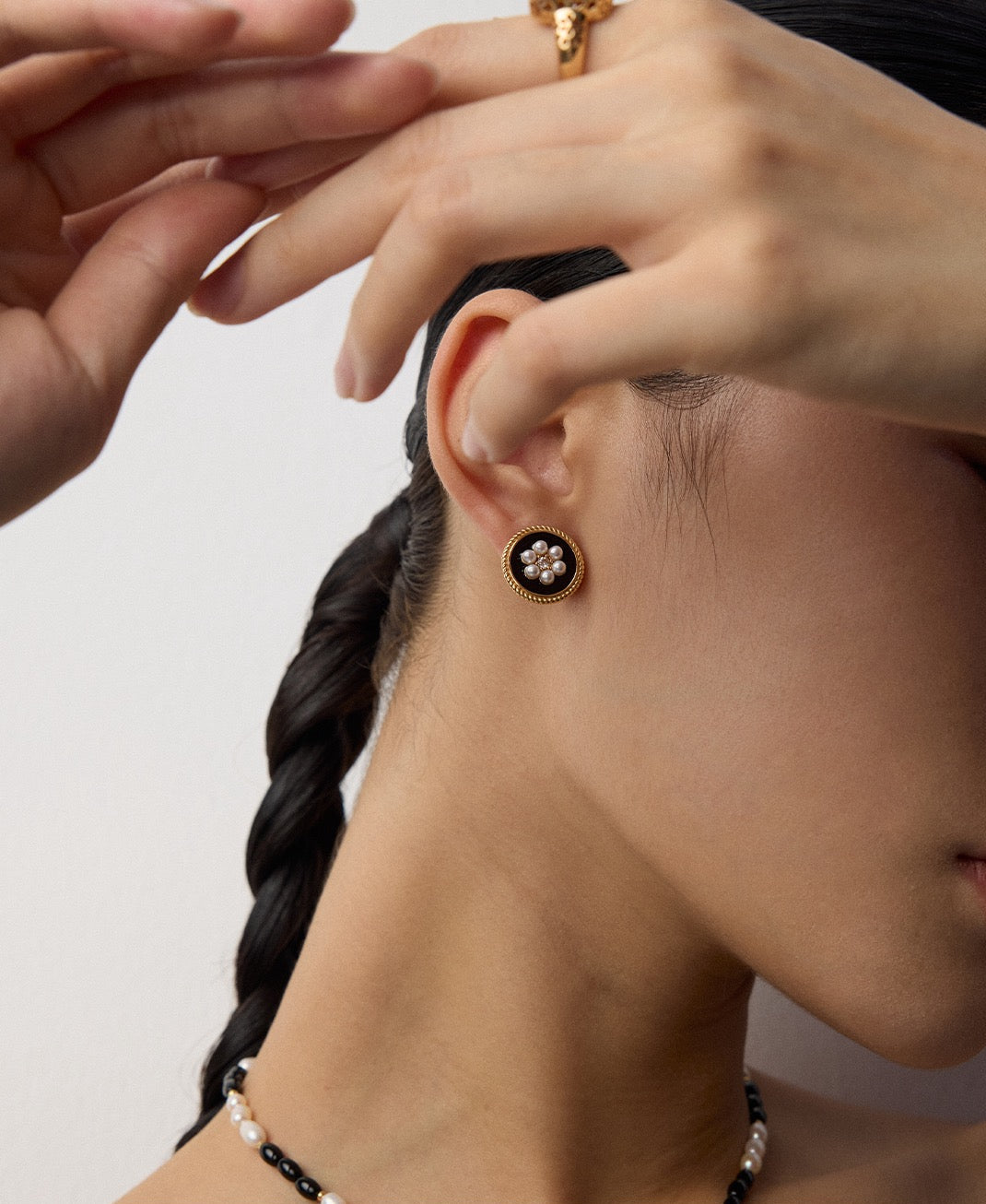 S925 Silver Imitation Pearl Stud Earrings