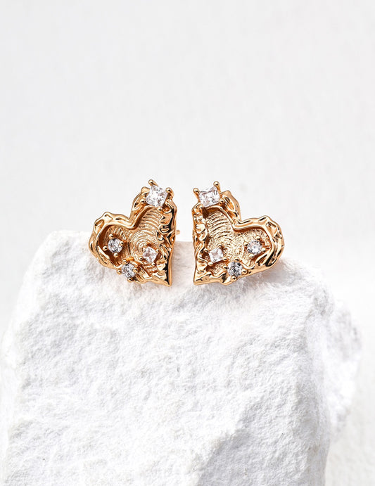 S925 Silver Vintage Heart Zircon Earrings